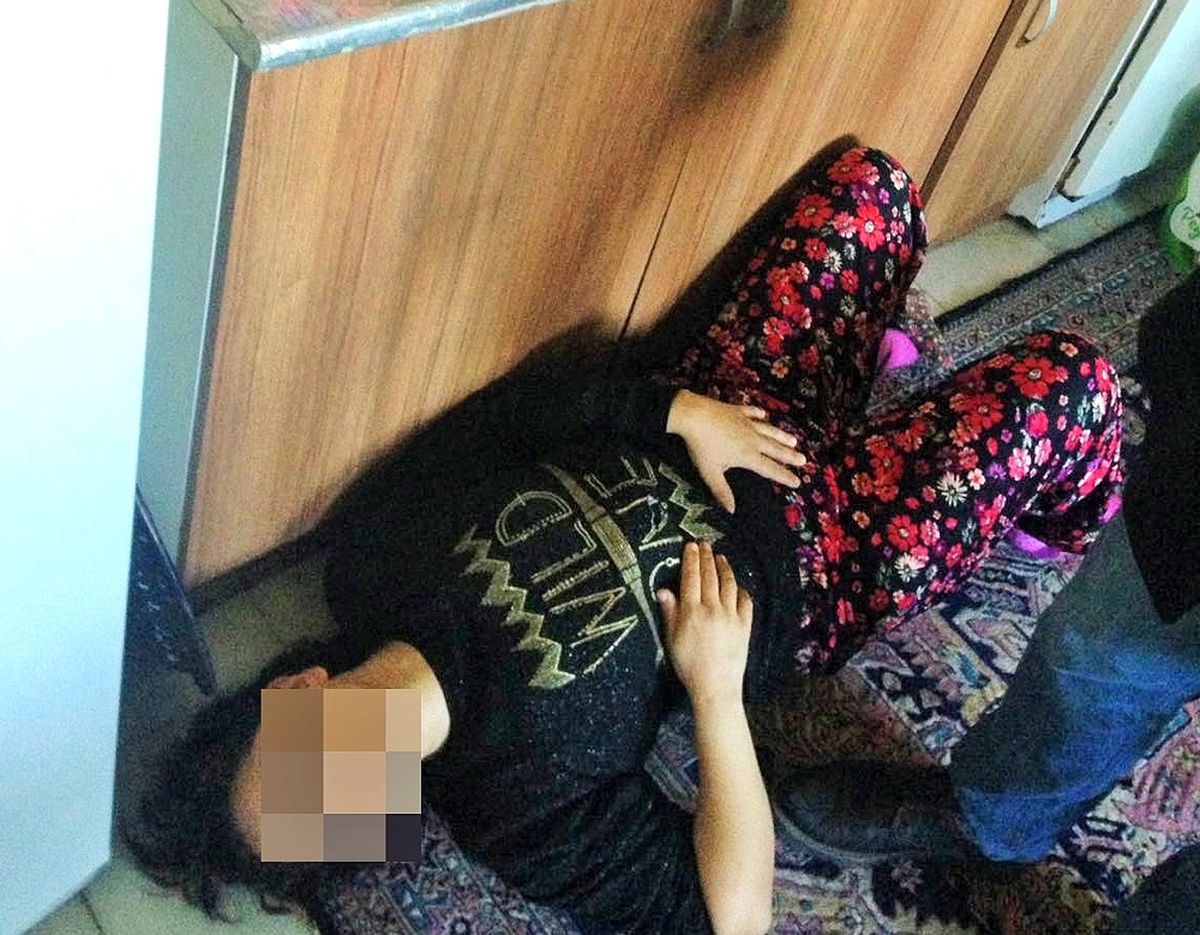 Yemek Yapan Eşini Bıçaklayıp Kendini İhbar Etti