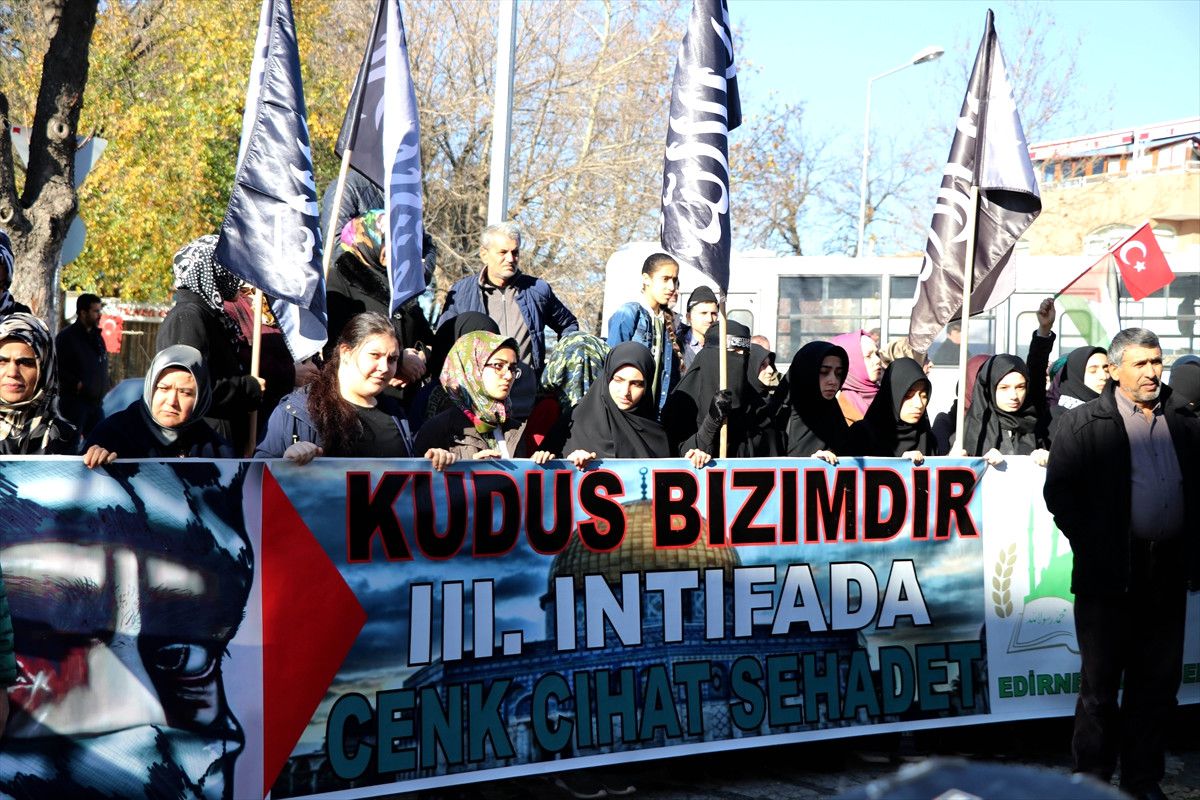 ABD\'nin Kudüs\'ü İsrail\'in Başkenti Olarak Tanımasına Tepkiler