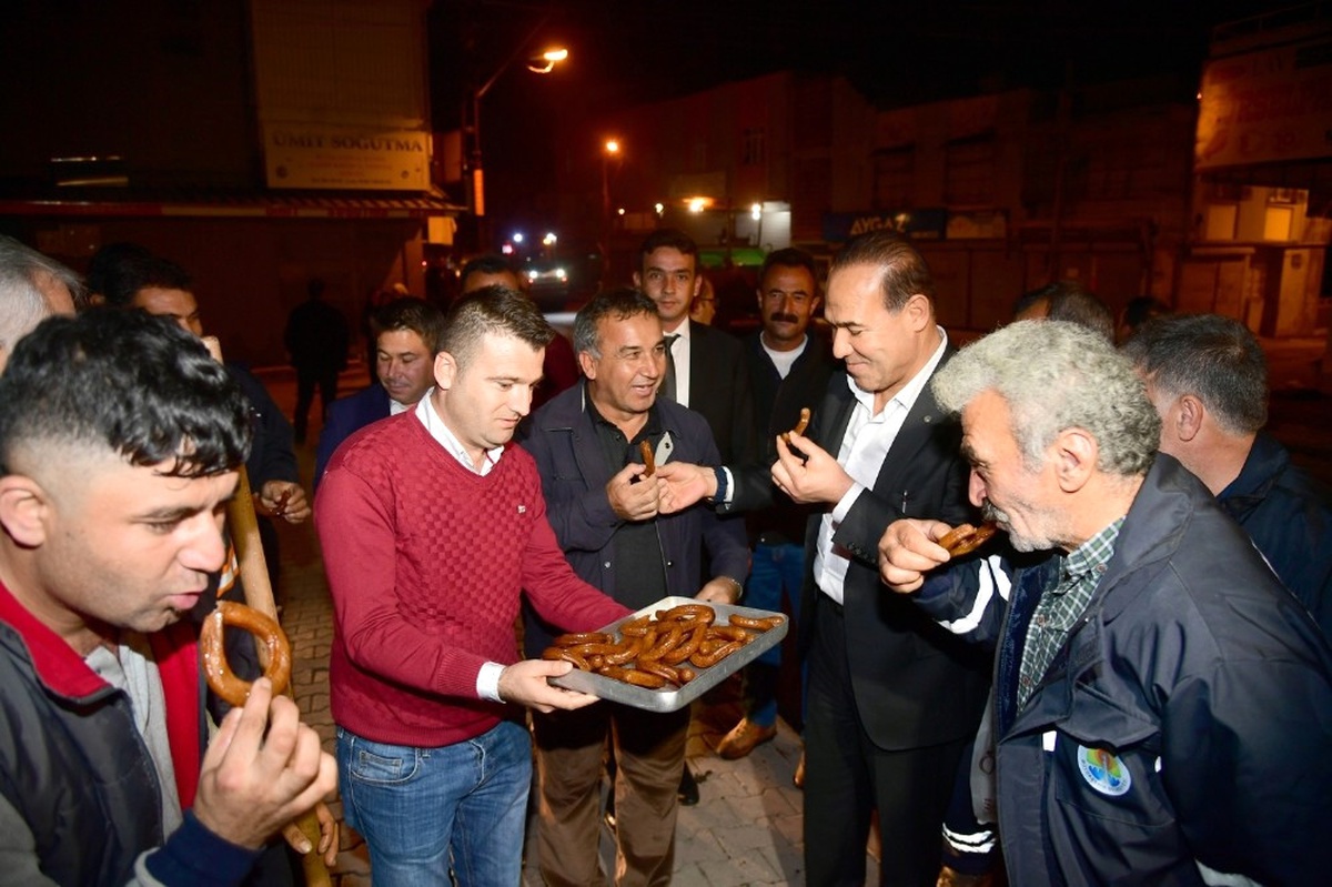 Adana Büyükşehir\'de Taşeron İşçilerin Geciken Maaşları Ödendi