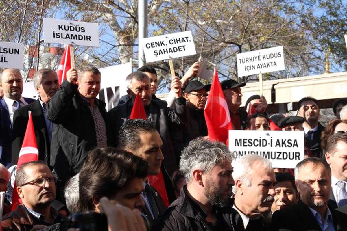 Balıkesir\'de ABD ve İsrail Protesto Edildi