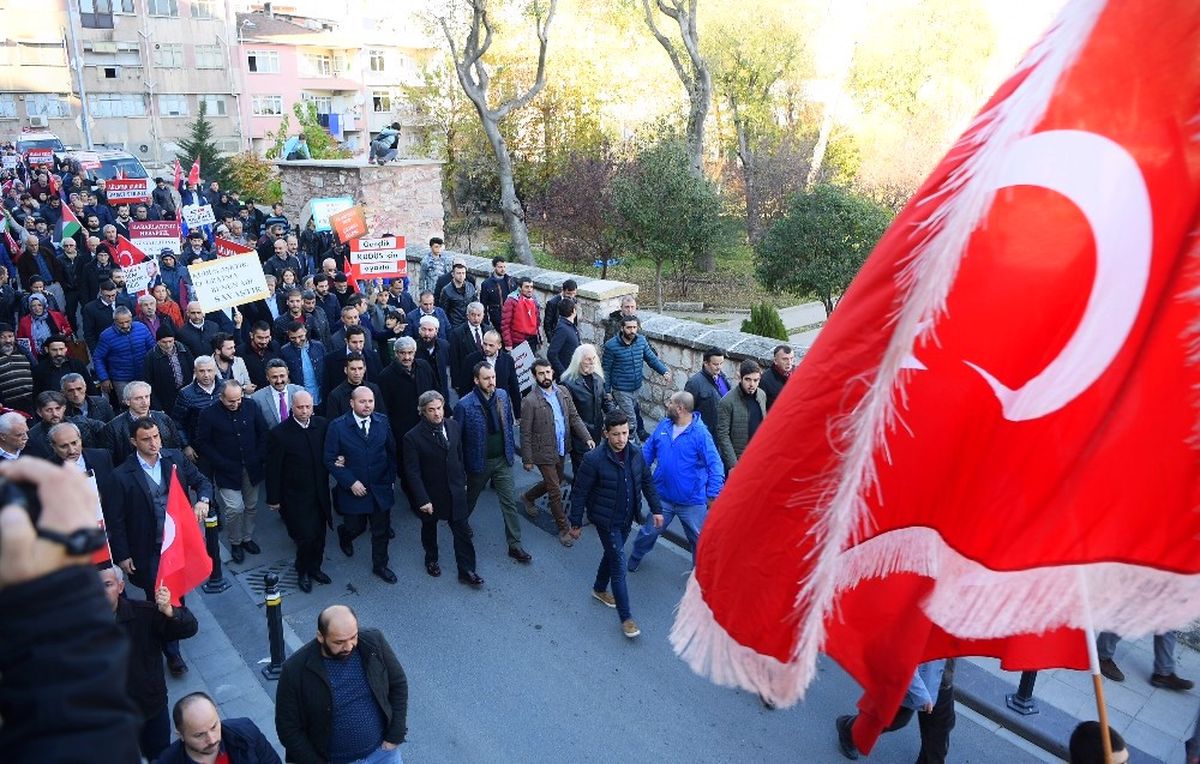 Beyoğlu Kudüs İçin Ayakta