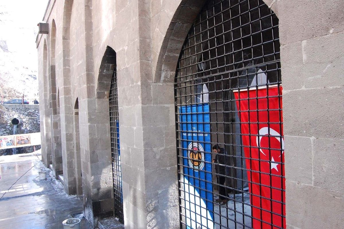 Bitlis Ulu Camii İbadete Açıldı