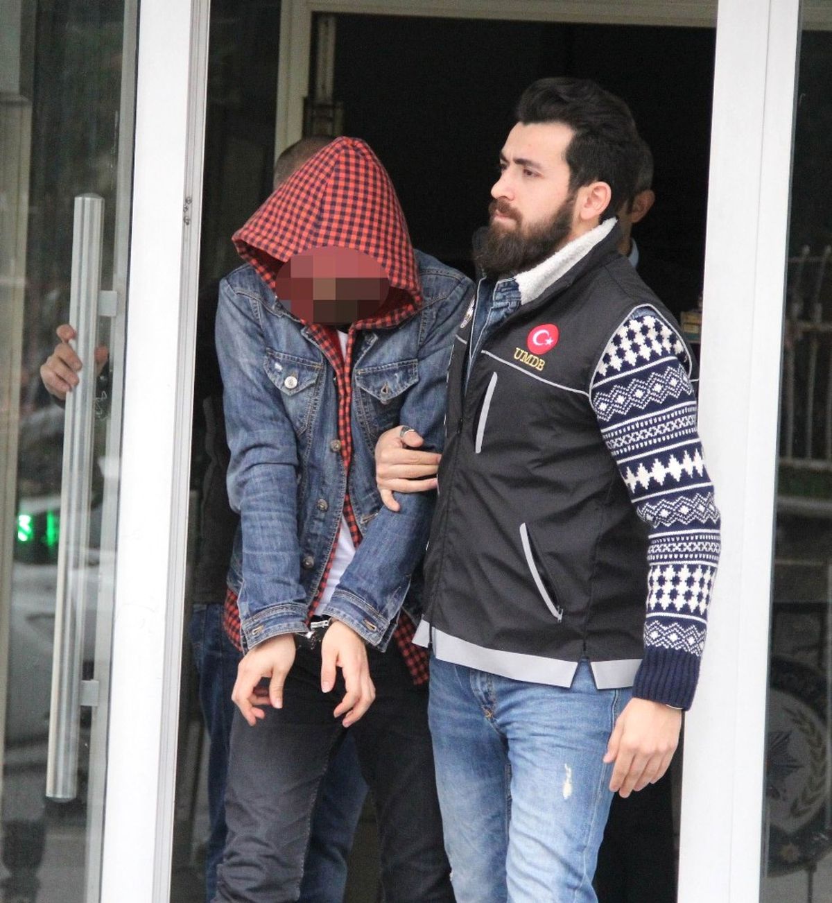 Bonzai ile Yakalanan Gence 12,5 Yıl Hapis