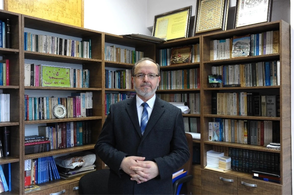Prof. Dr. Mefail Hızlı: "Kudüs ile İlgili Alınan Karardan Dönülmelidir"