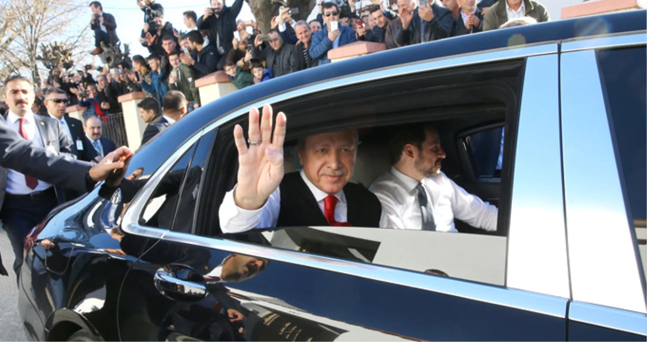 Erdoğan, Batı Trakya\'da "Reis Sana Canım Feda" Sloganlarıyla Karşılandı