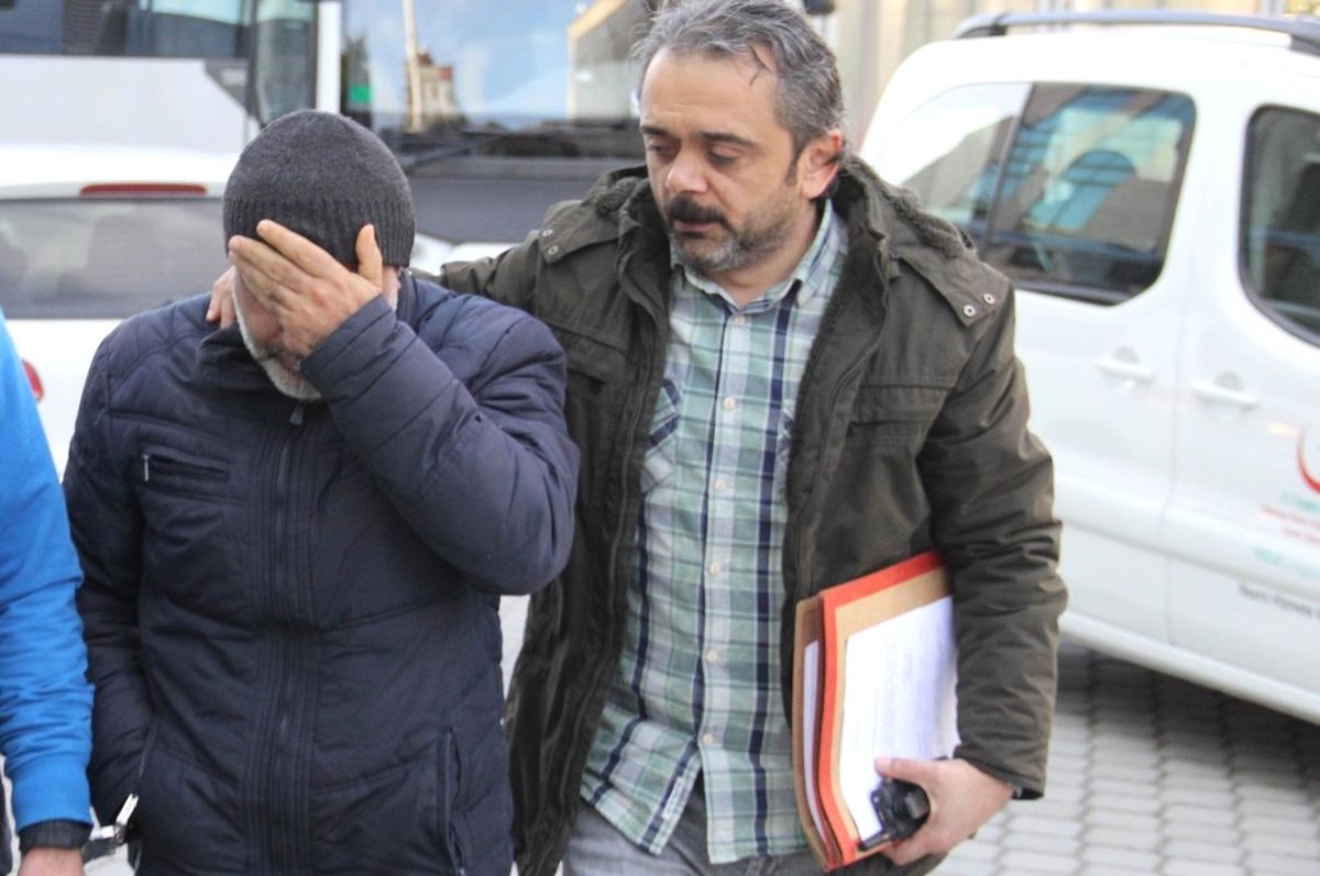 Evinde ve Üzerinde Esrar Ele Geçen Şahıs Gözaltına Alındı