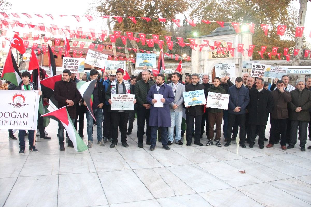 Eyüp Sultan\'da ABD\'nin Kudüs Kararına Tepki