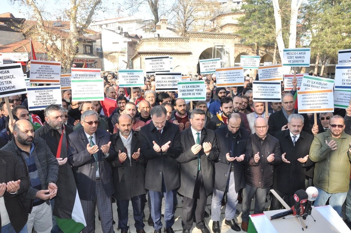 İnegöl Kudüs İçin Tek Yürek