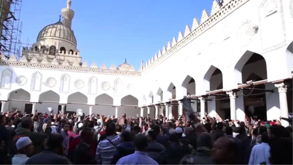 Mısır\'daki Ezher Camisi\'nde "Kudüs\'e Destek Eylemi"