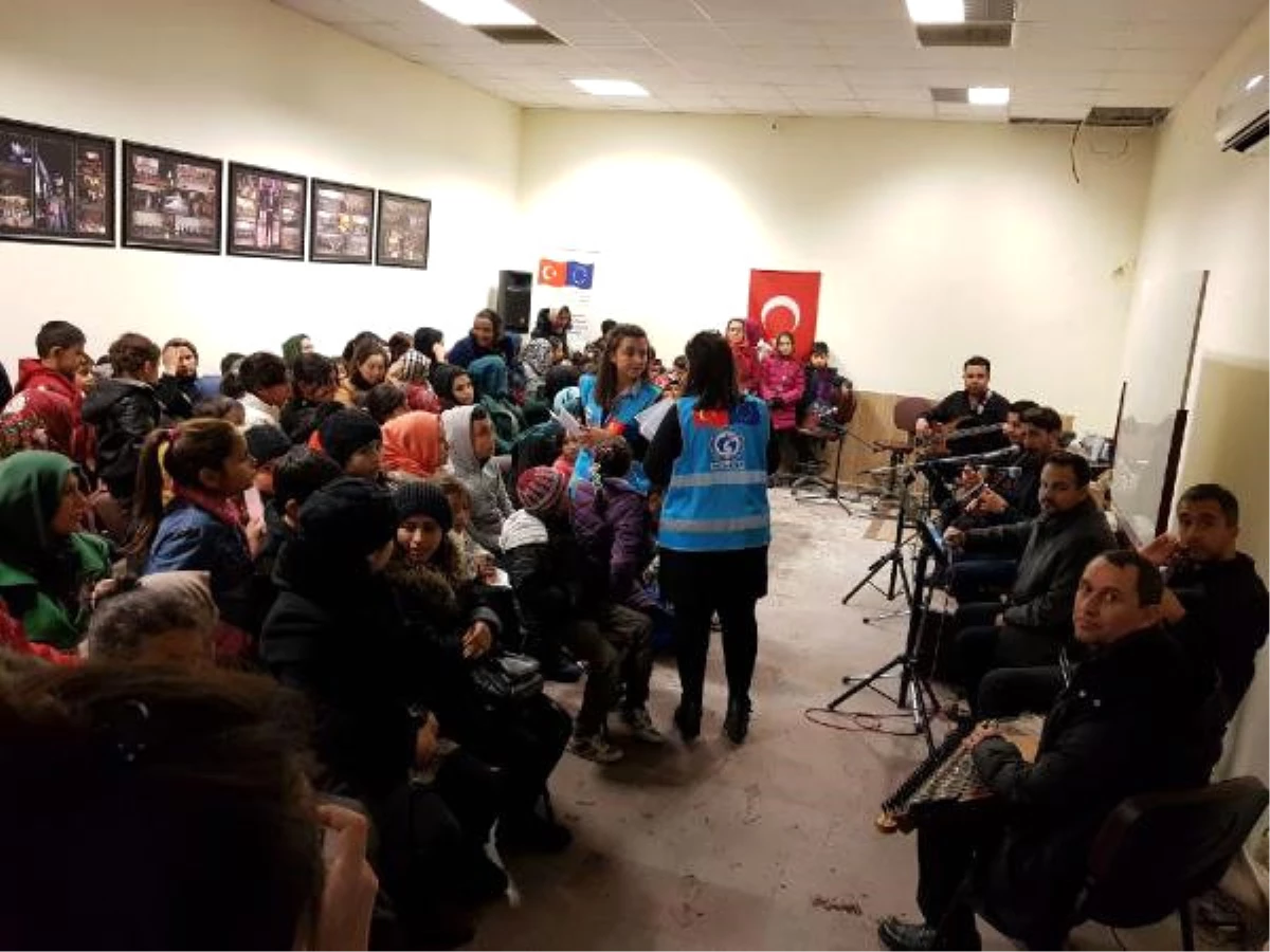 Nevşehir\'de Mültecilere Moral Gecesi