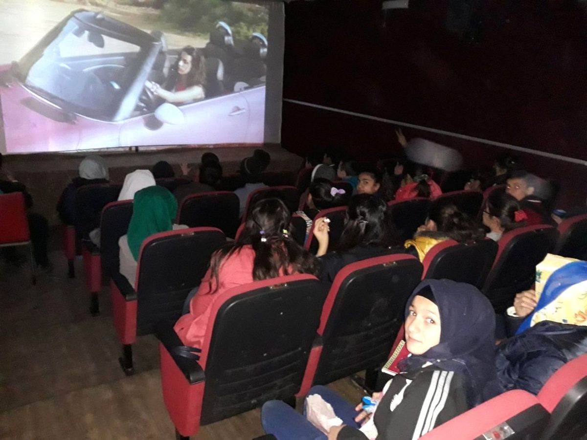 Öğrenciler Sinemada Bir Araya Geliyor