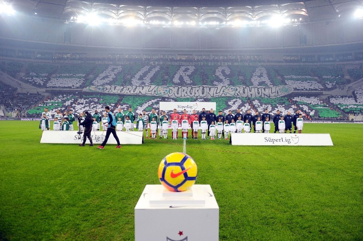 Süper Lig: Bursaspor: 0 - Fenerbahçe: 0 (Maç Devam Ediyor)