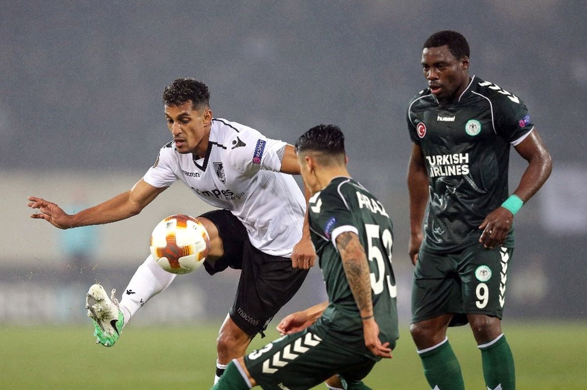 UEFA Avrupa Ligi: Vitoria Guimaraes 0 - Atiker Konyaspor: 1 (İlk Yarı)