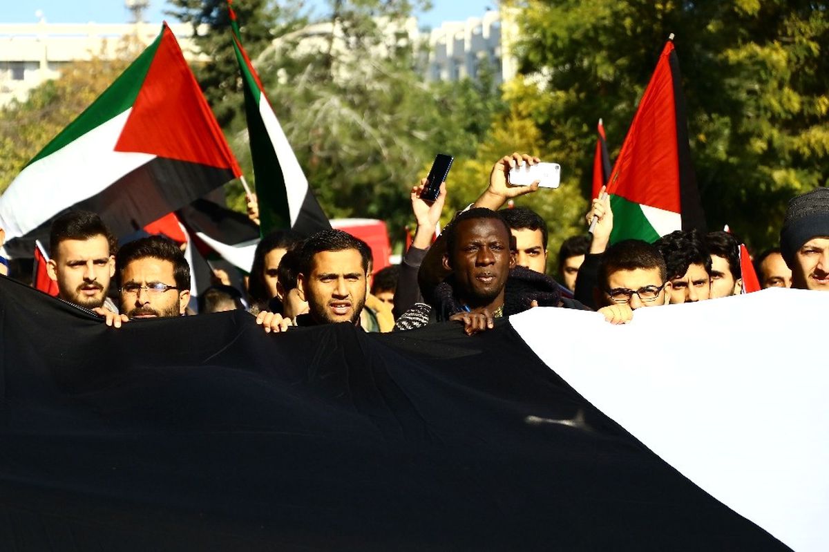 Üniversite Öğrencilerinden Kudüs Kararını Protesto