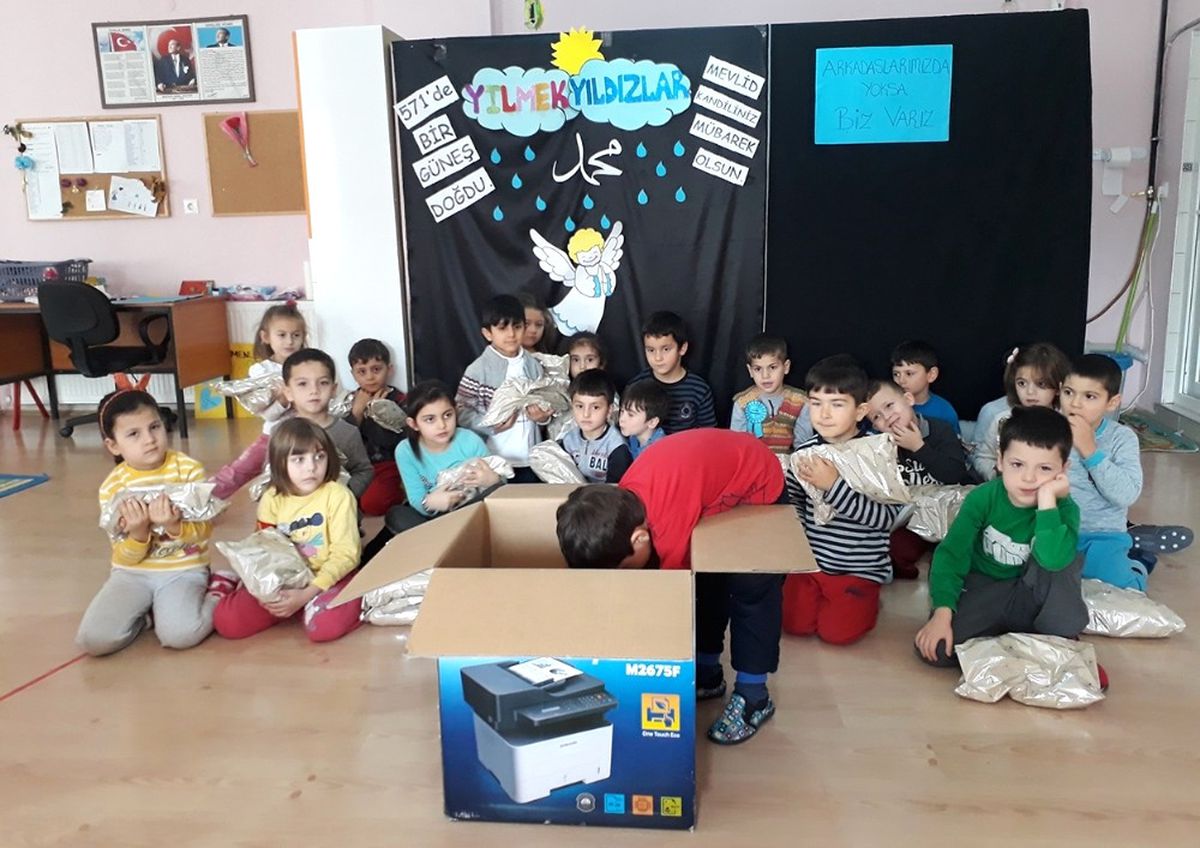 Yıldırımlı Miniklerden Yürekleri Isıtan Yardım