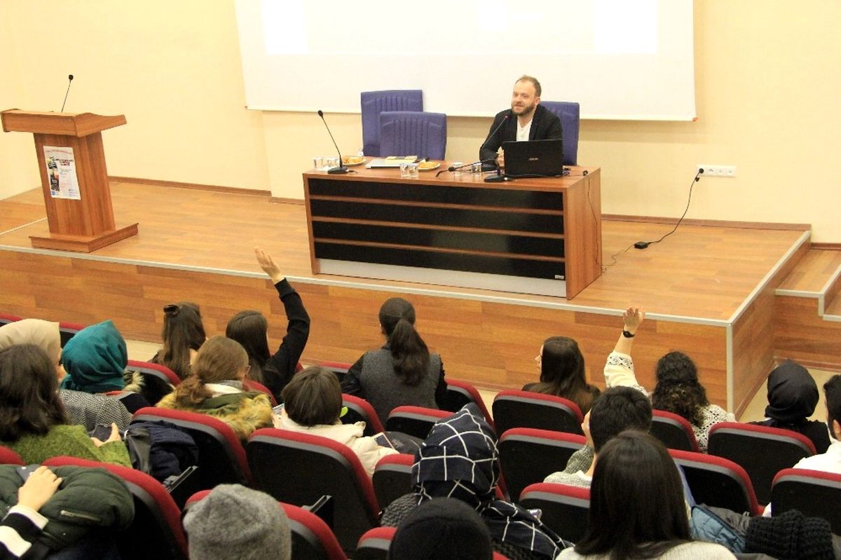 Abdullah Reha Nazlı: Gereksiz Bilgi Yüktür