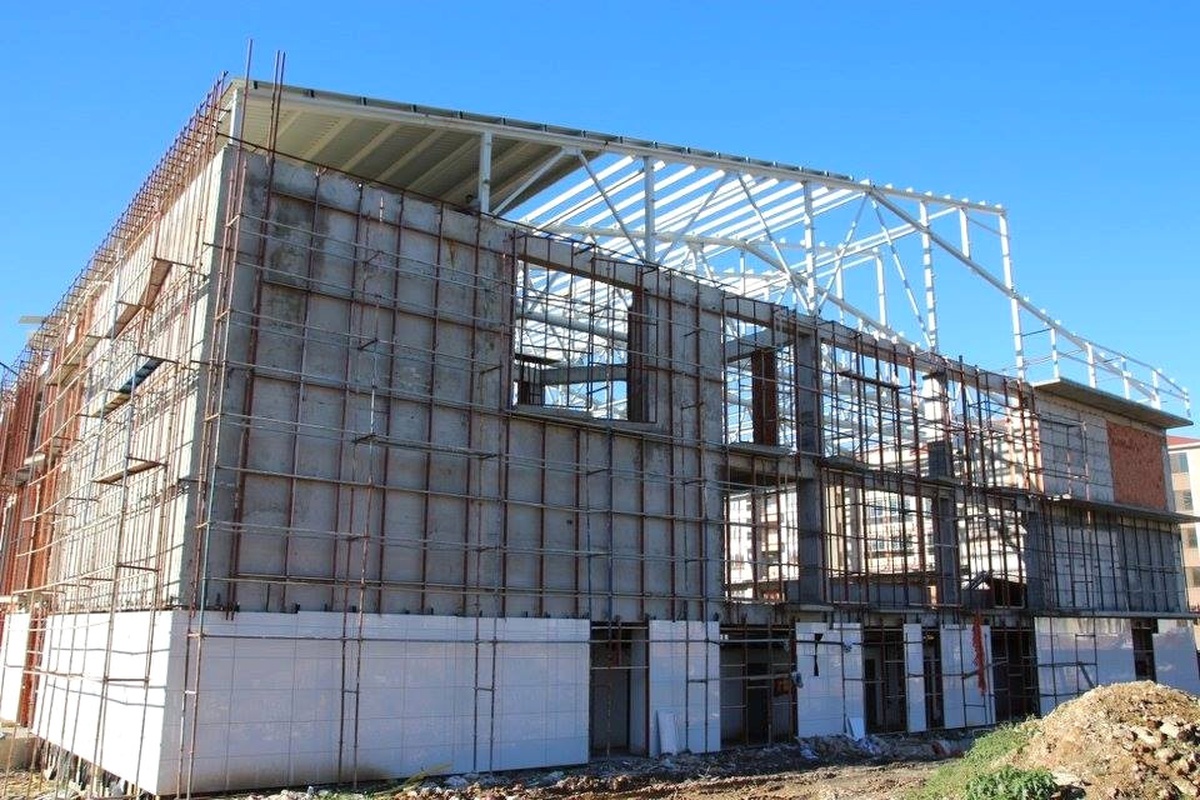 Akçakoca\'da Spor Salonunda Sona Geliniyor