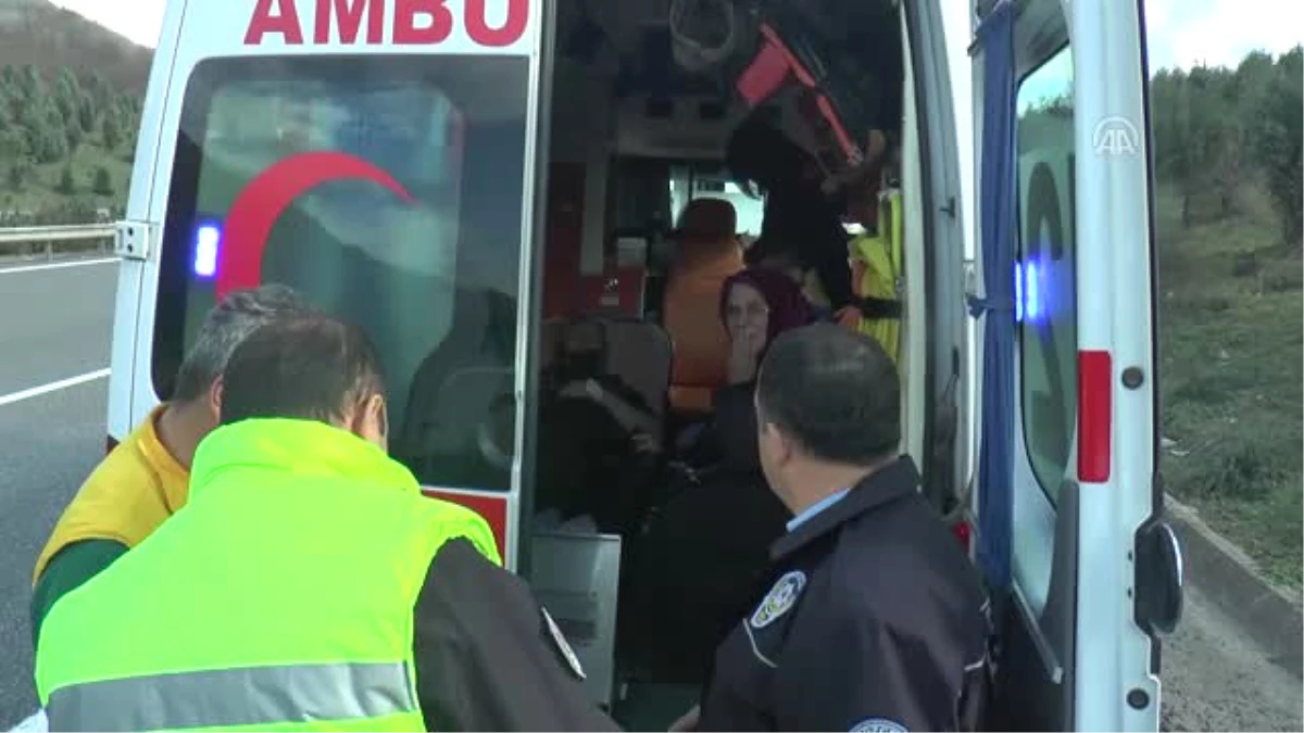 Anadolu Otoyolu\'nda Trafik Kazası: 4 Yaralı