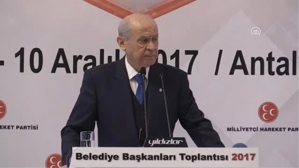 Bahçeli: "İnsanımıza Mazeretsiz Hizmet Boynumuzun Borcudur"