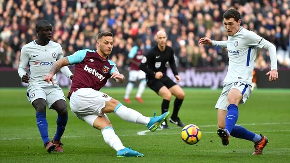 Chelsea\'ye West Ham Deplasmanında Soğuk Duş