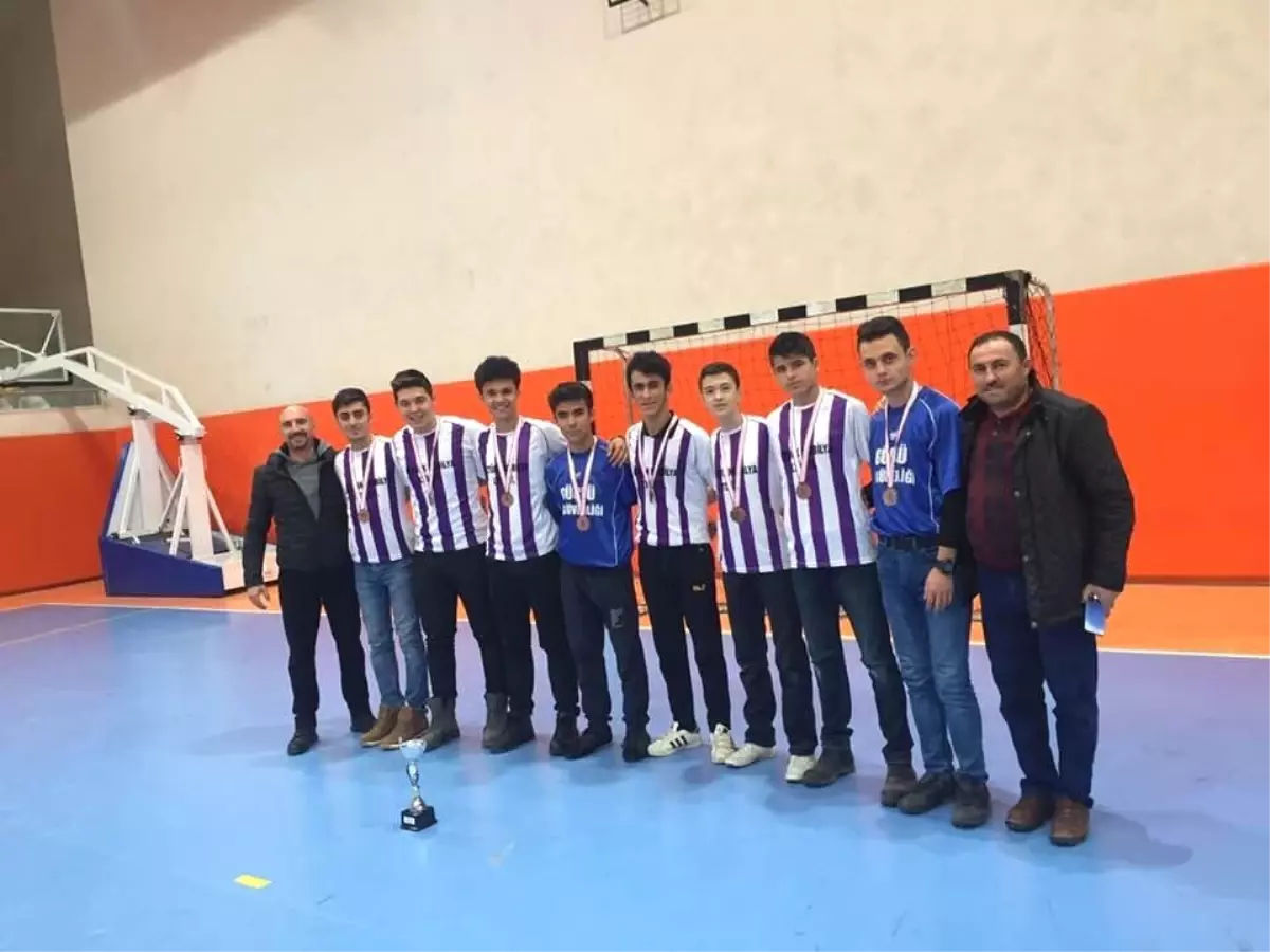 Futsal Turnuvasında İl 3\'sü Oldular