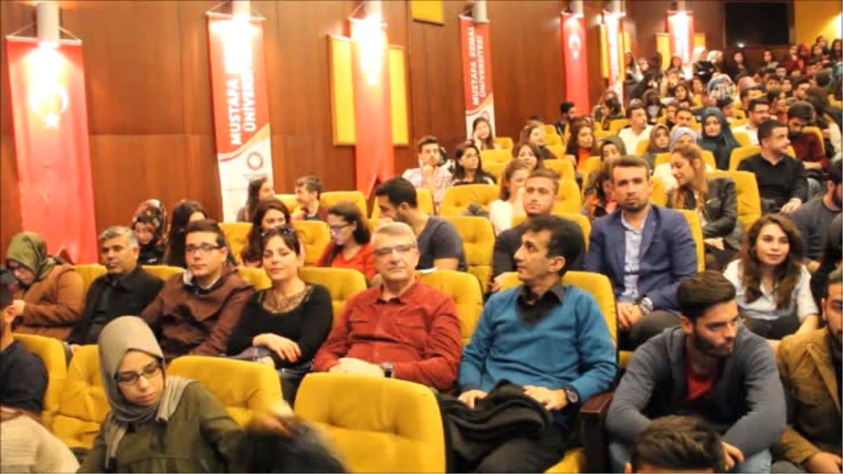 Gazeteci Çelik, Üniversite Öğrencileriyle Buluştu