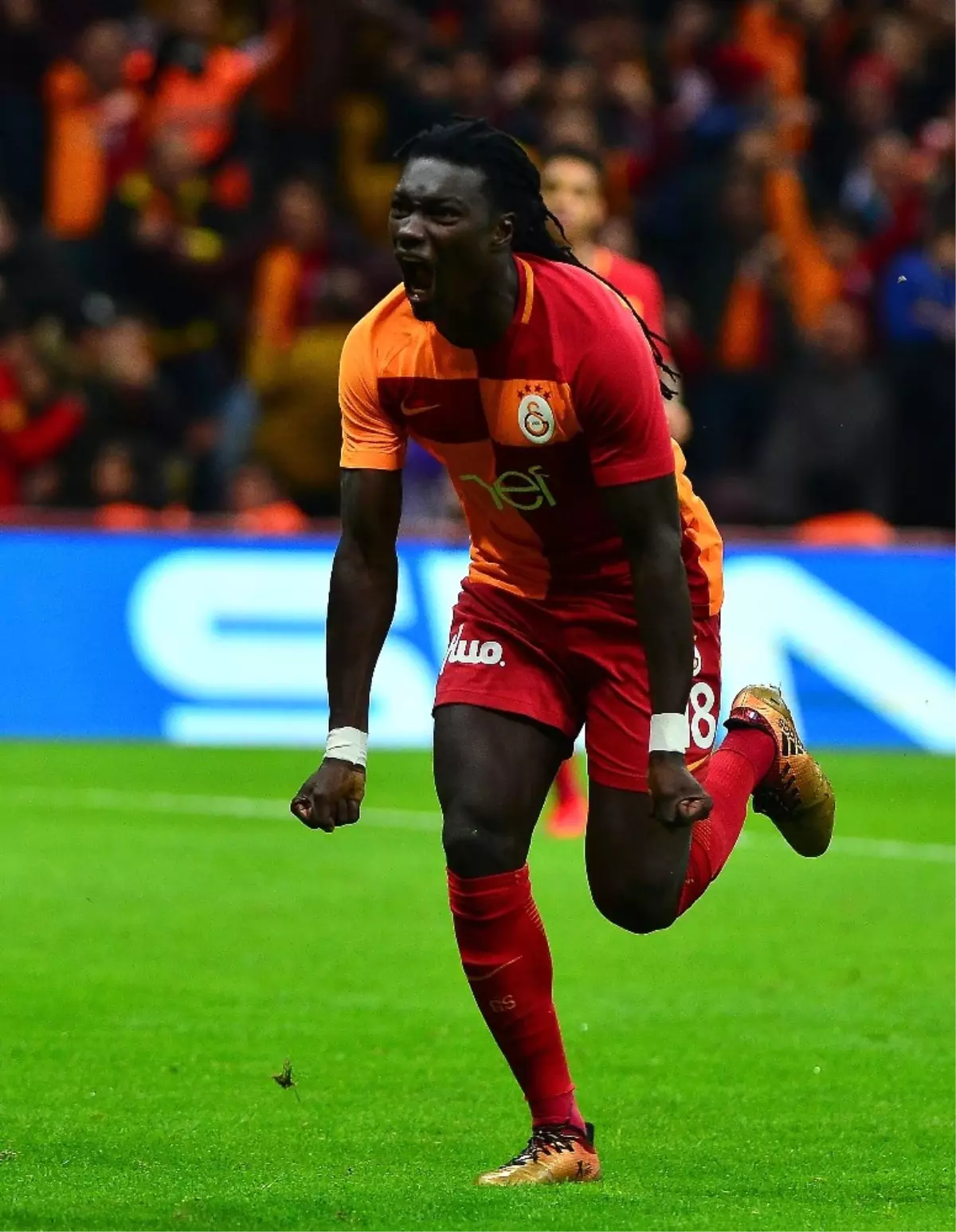 Gomis, Gol Sayısını 14\'e Çıkardı