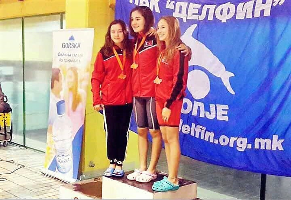 Jessika Ela Hanley, Milli Takım İçin Kulaç Atıyor