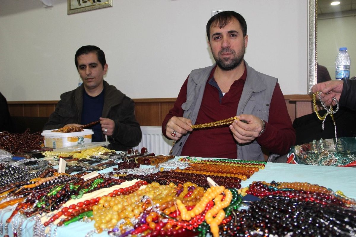 Sosyal Medyada Tespih Borsası