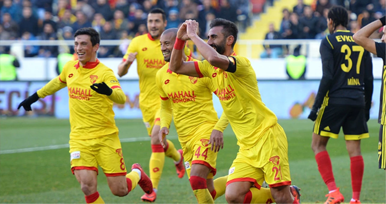 Göztepe Deplasmanda Yeni Malatyaspor\'u 3-2 Yendi