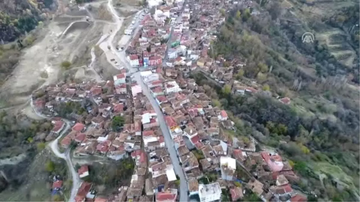 Tekstilin Vatanı"Na Renkli Dokunuş