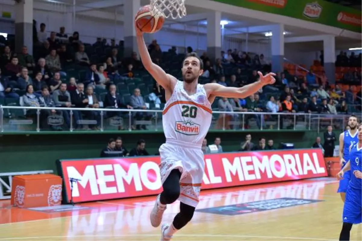 Banvit-İstanbul Bbsk: 69-72