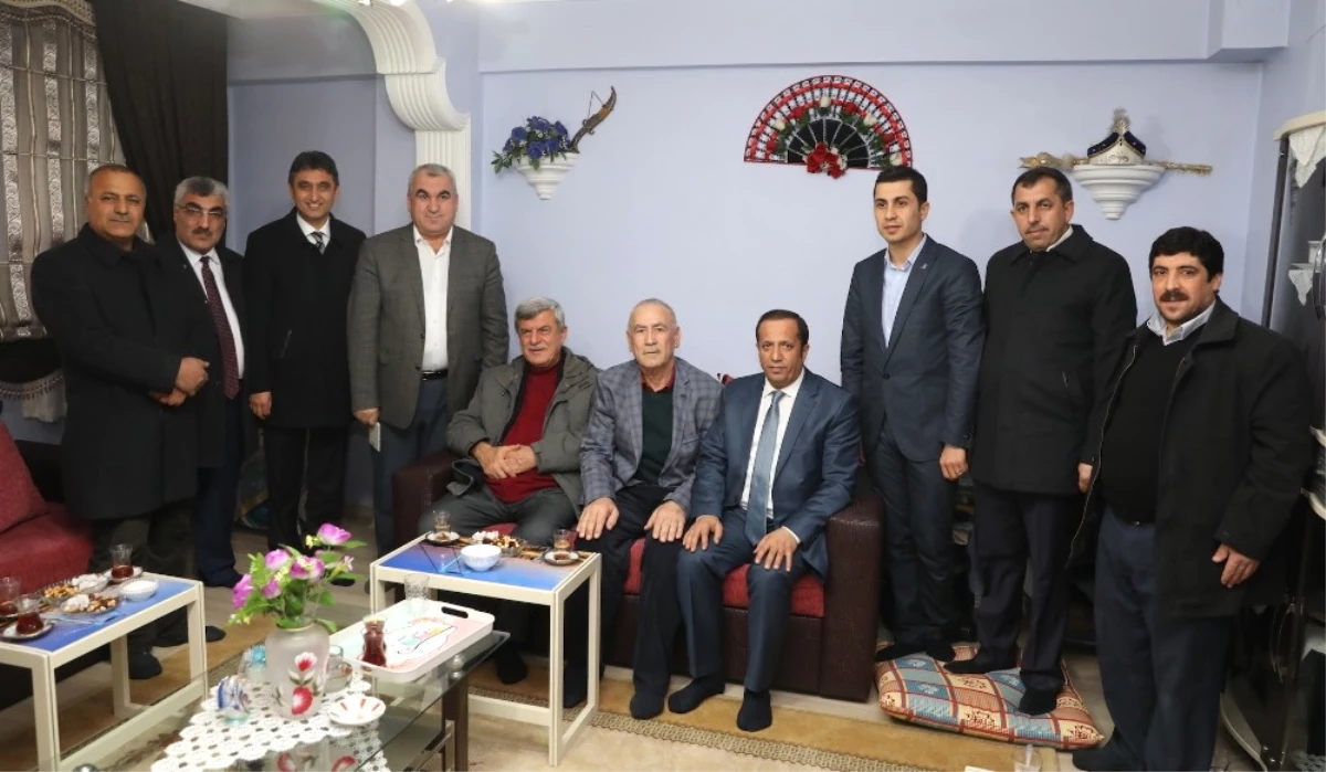 Başkan Karaosmanoğlu: "Kutsallarımıza Saldıranlara Gereken Cevabı Vereceğiz"