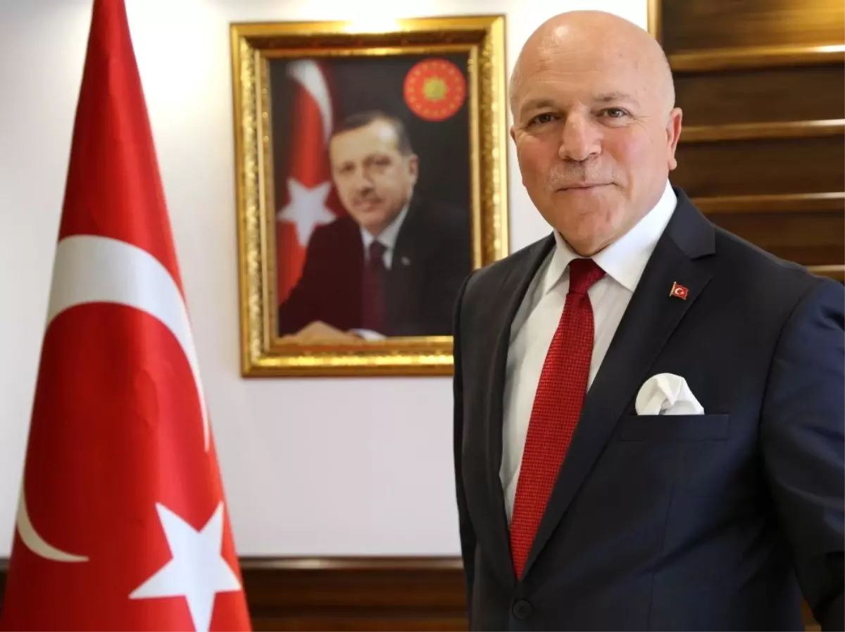 Başkan Sekmen\'den Dünya İnsan Hakları Günü Mesajı