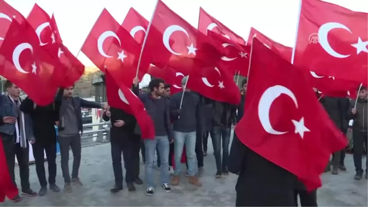 Beşiktaş\'taki Terör Saldırısı Protesto Edildi