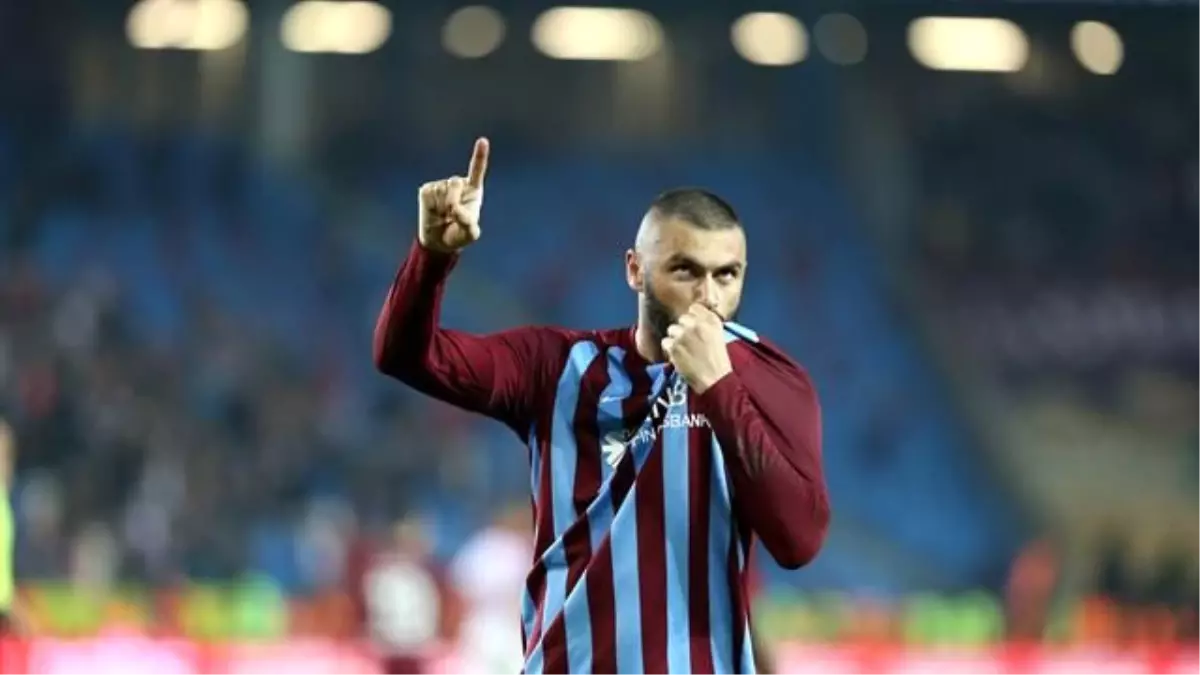 Burak Yılmaz Trafik Kazası Geçirdi