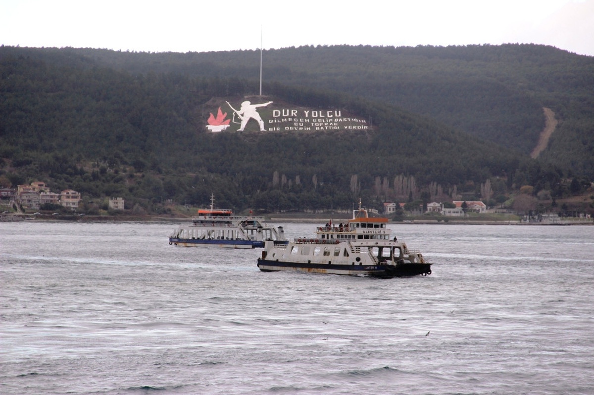 Çanakkale Boğazı Gemi Geçişlerine Açıldı