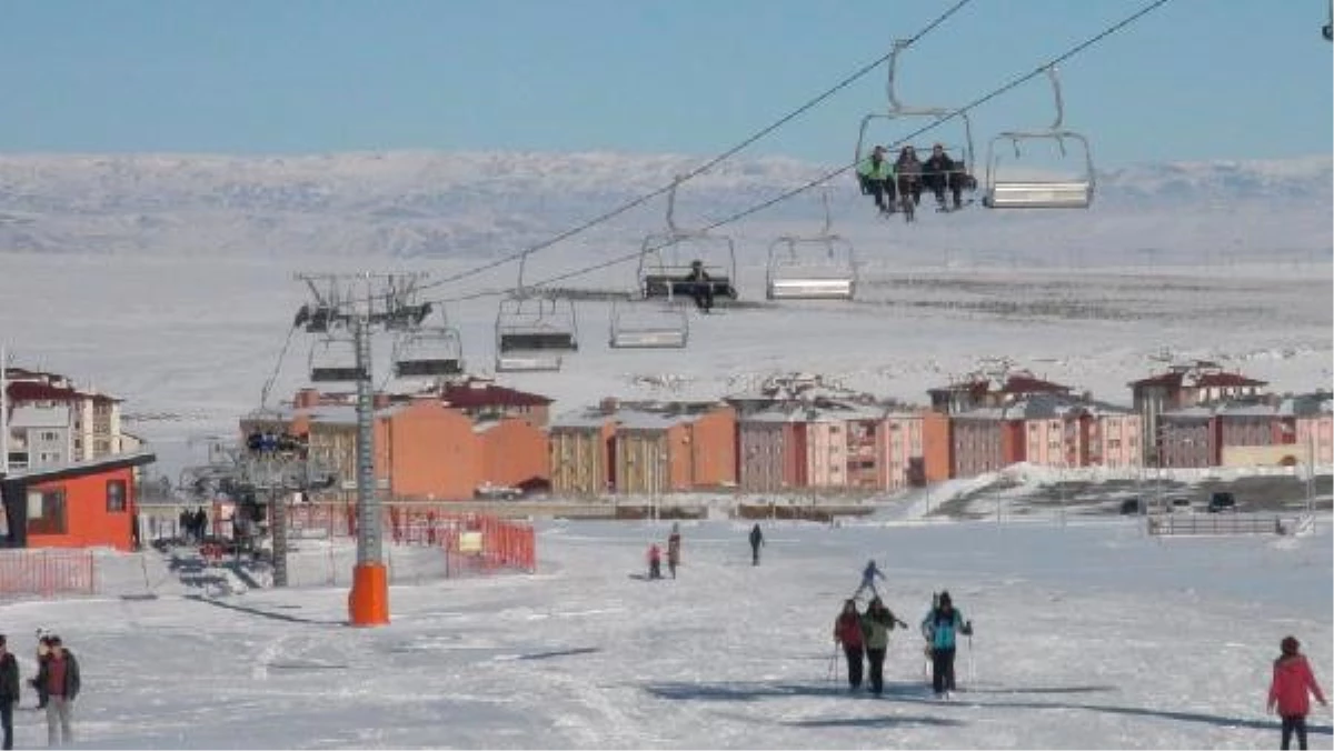Sarıkamış\'ta Kayak Sezonu Açıldı