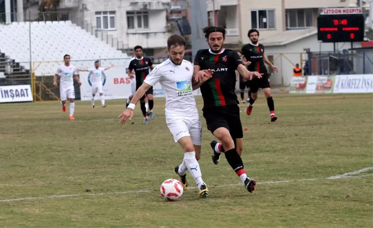 Tff 2. Lig: Fethiyespor: 0 Karşıkaya: 0