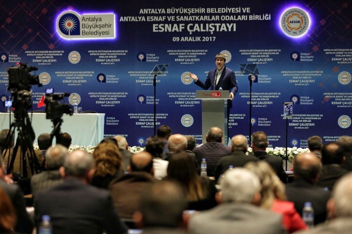 Türel: "Antalya, Dünyanın En İleri Şehirleriyle Yarışıyor"
