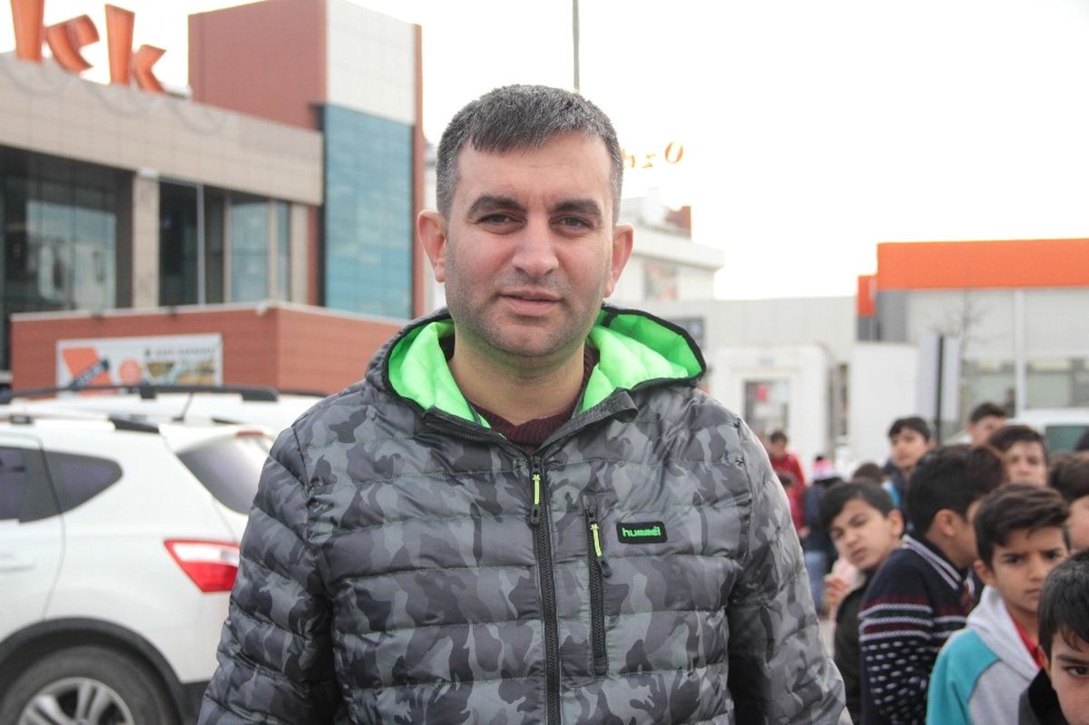 Türkiye Sirki\'nin Gösterisini İzlemek İçin Buluştular