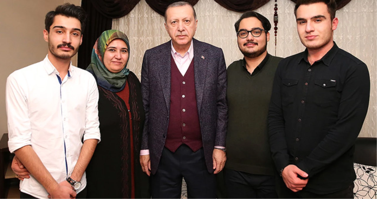 Üçüzlerin Hayali 17 Yıl Sonra Gerçek Oldu, Erdoğan İle Buluştular