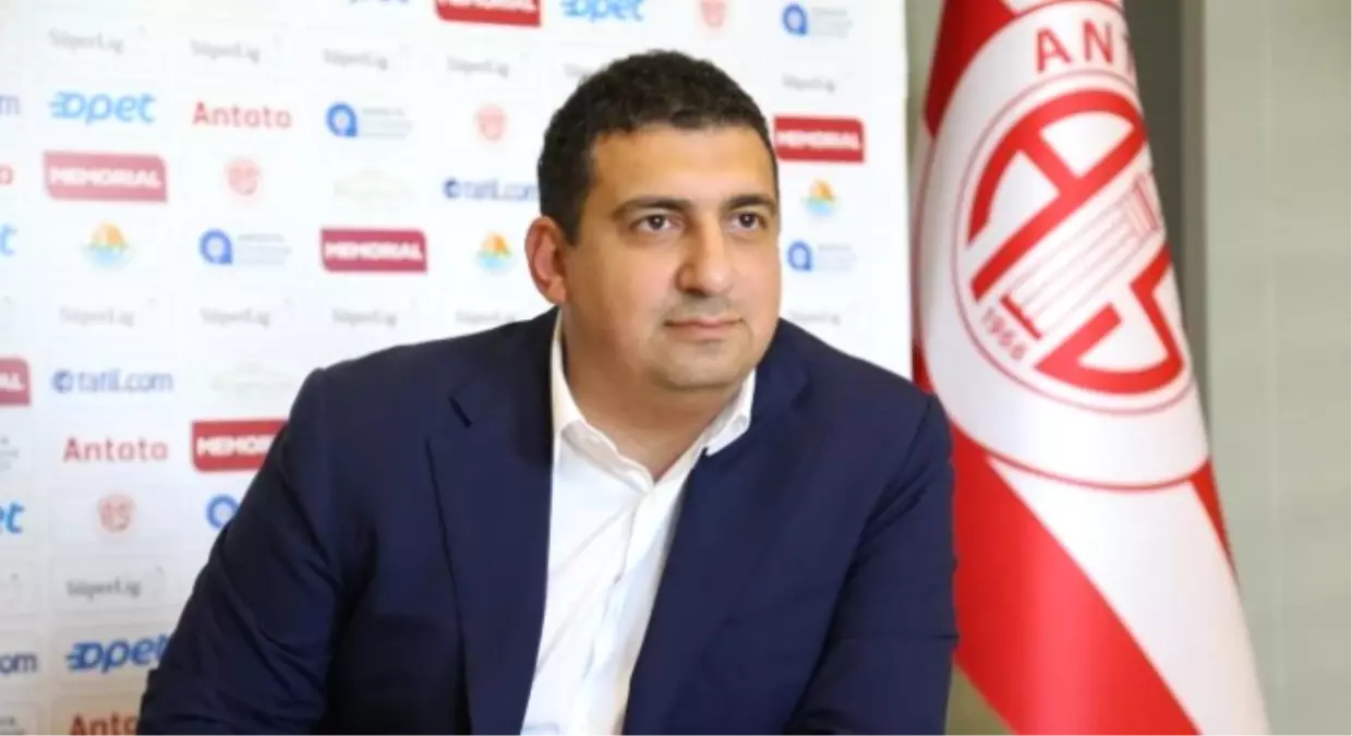 Antalyaspor Kulübü Başkanı Öztürk İstifa Etti