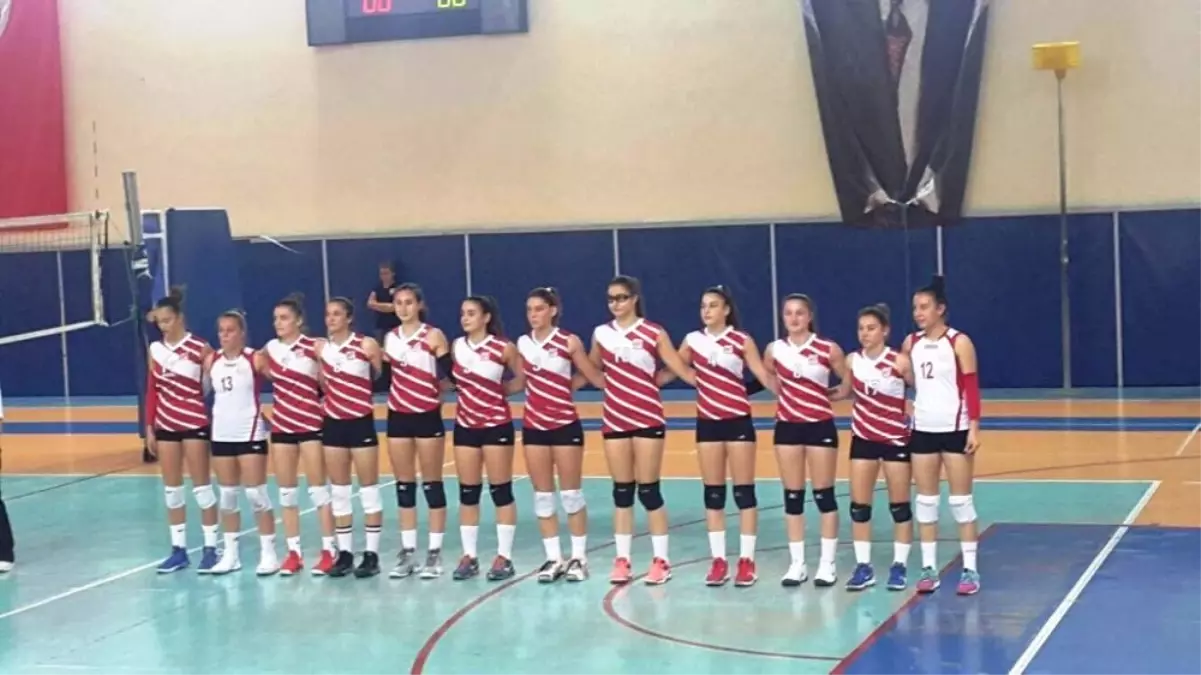 Ayvalıkgücü Voleybolda Pupa Yelken Gidiyor