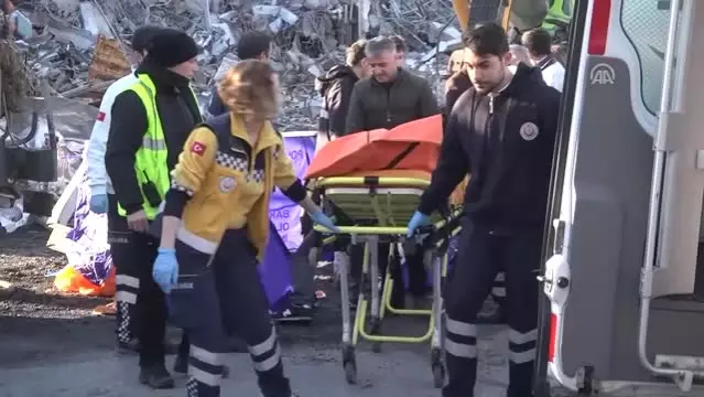 Bakırköy’deki Yıkım Sırasında Bir İşçi Hayatını Kaybetti Son Dakika