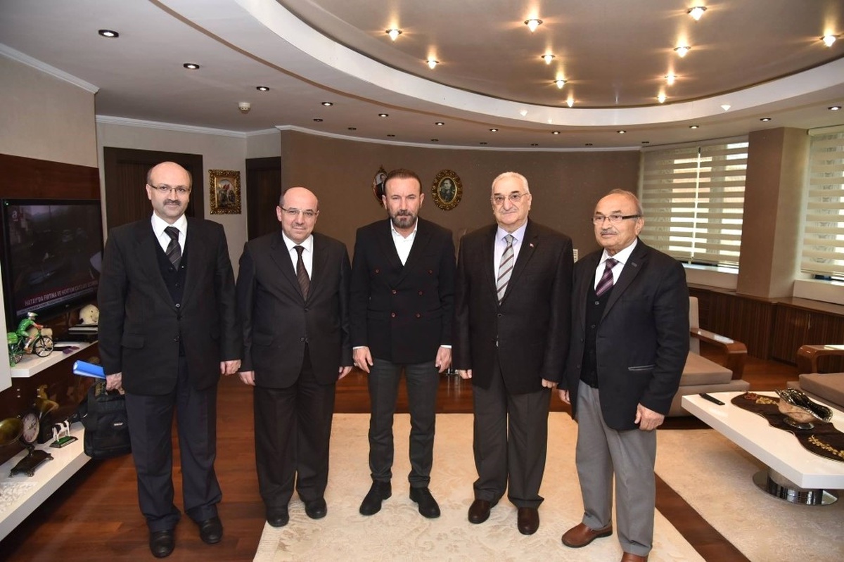 Başkan Doğan\'ın Ziyaretçi Yoğunluğu Azalmıyor