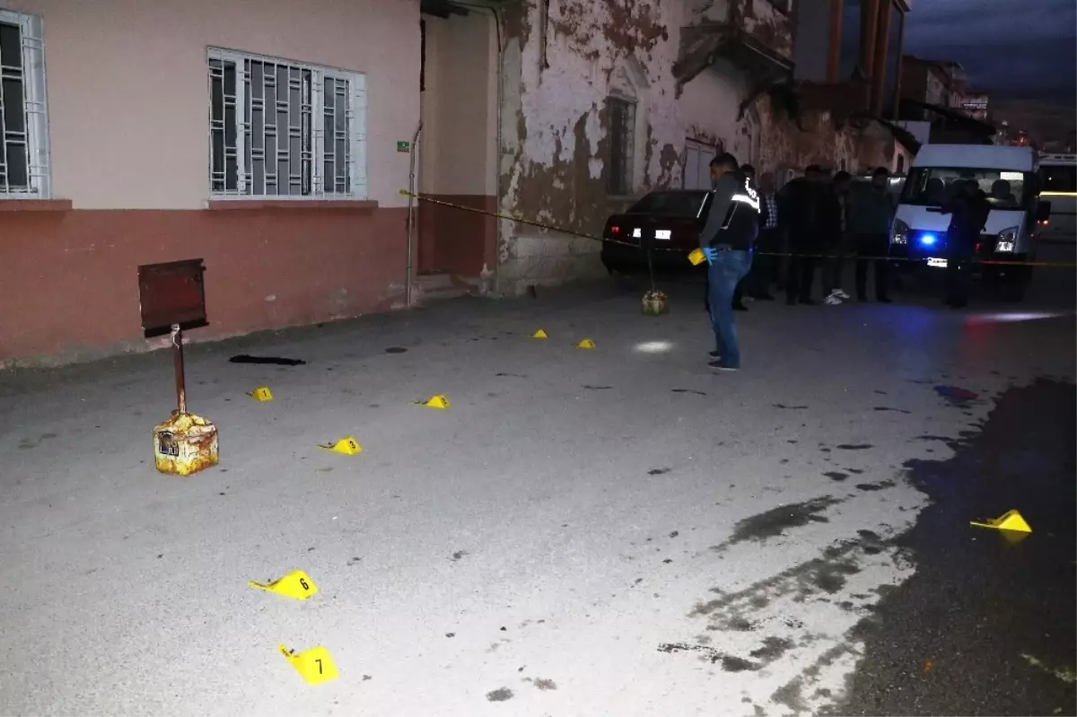 Cinayet Şüphelileri, Polisin İncelediği Bin Saatlik Görüntüler Sonrası Yakalandı
