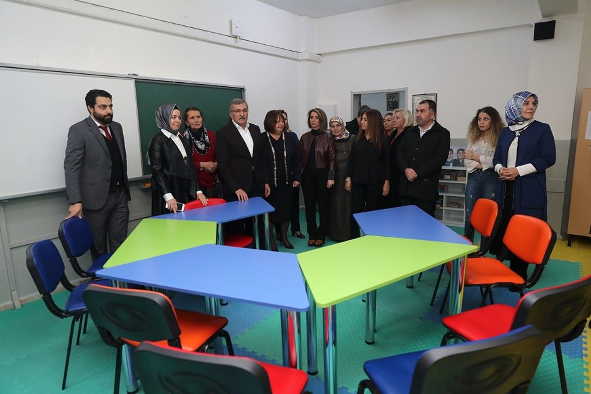Engelli Çocuklara Terapi ve Eğitim Bir Arada