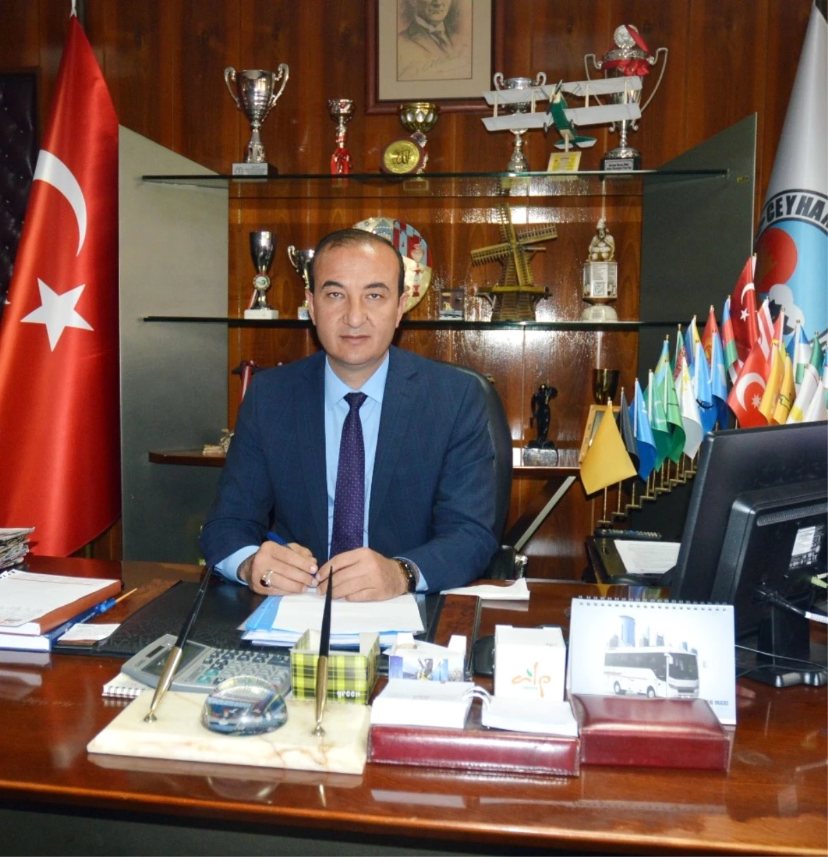 Görevden Alınan Ceyhan Belediye Başkanı Fetö\'den Gözaltına Alındı