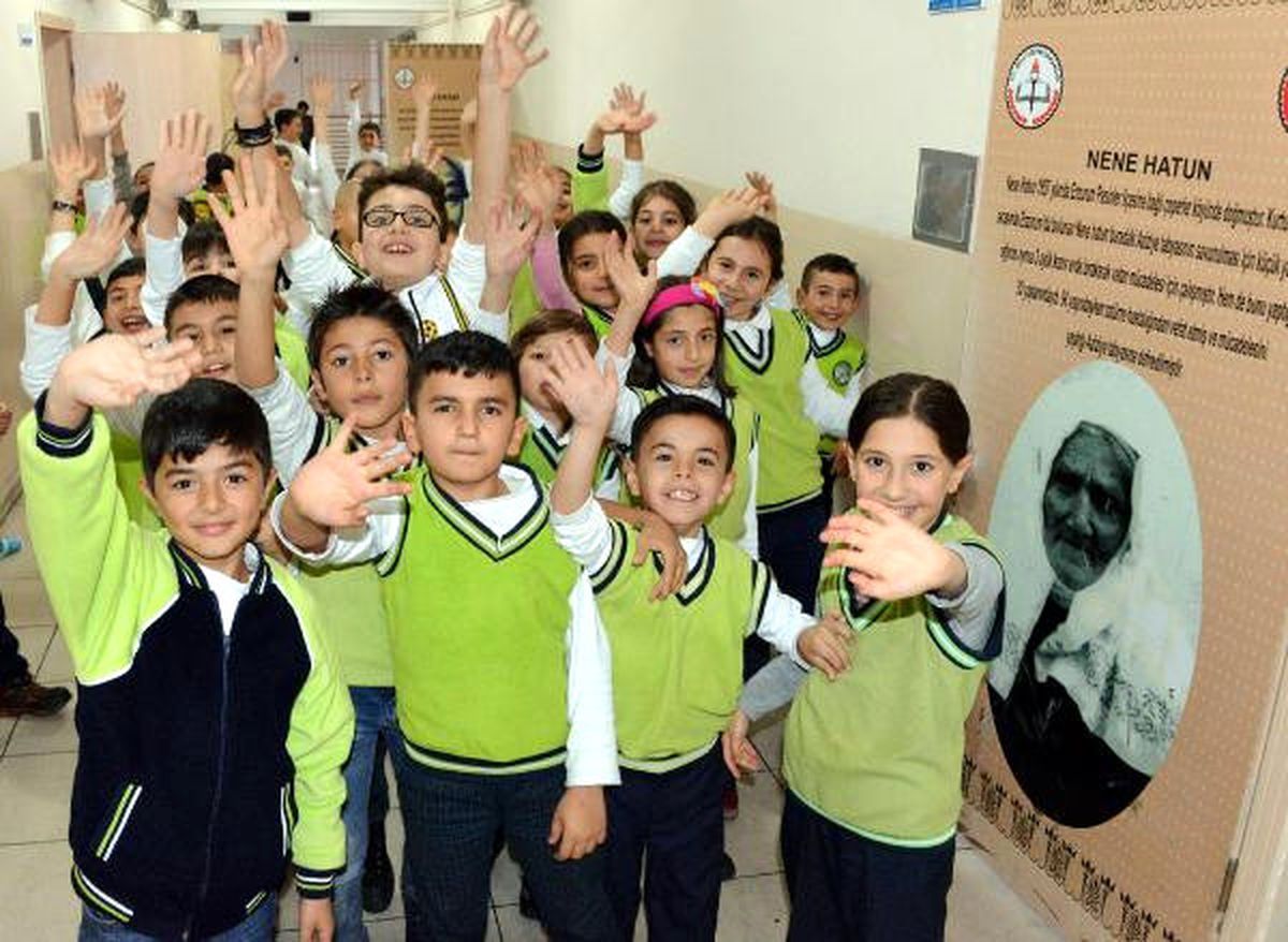 Kırılan Sınıf Kapılarına İlginç Koruma